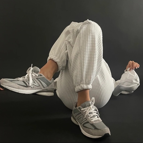 JUBILEE quilted cloud sweatpants - Picture 5 of 6